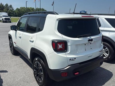 2023 Jeep Renegade Trailhawk
